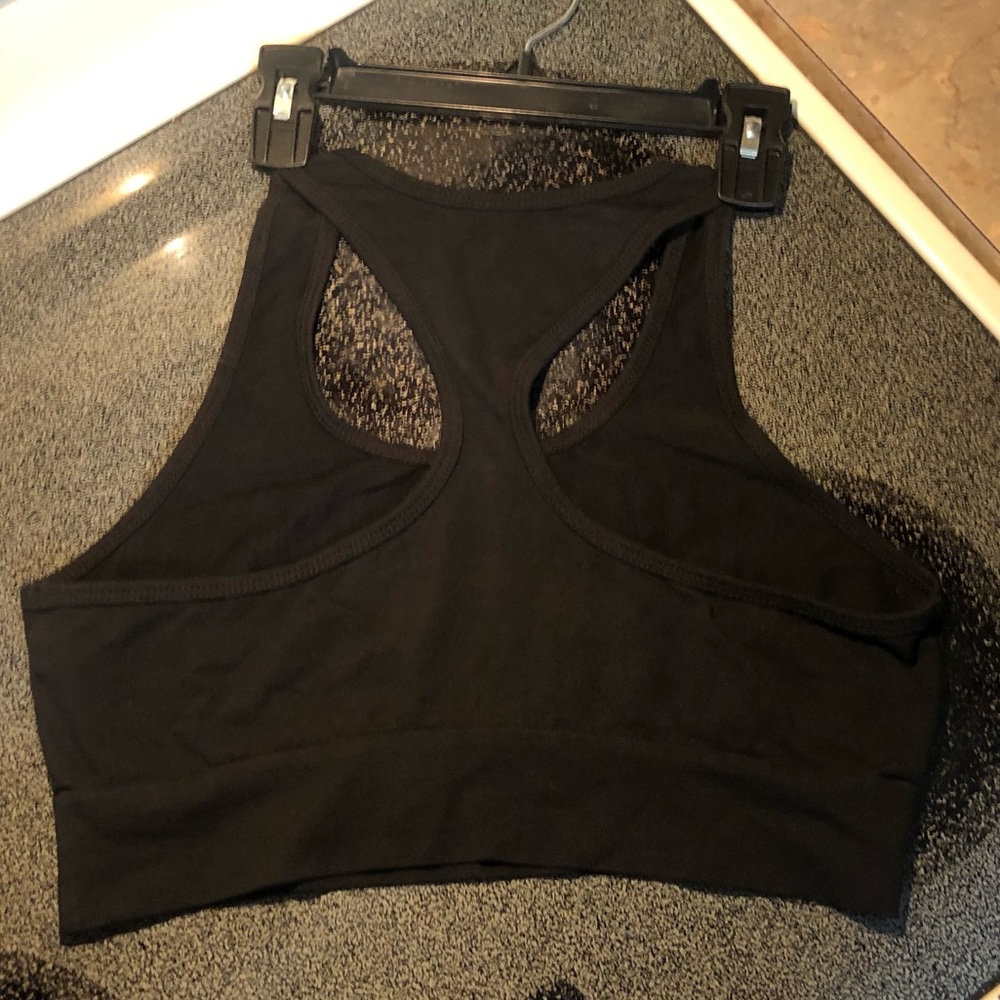 ❤️2 Sports Bras - Picture 4 of 4
